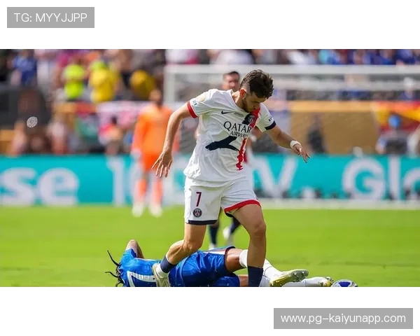 切尔西主场风暴三球横扫球队自信回暖，球赛切尔西